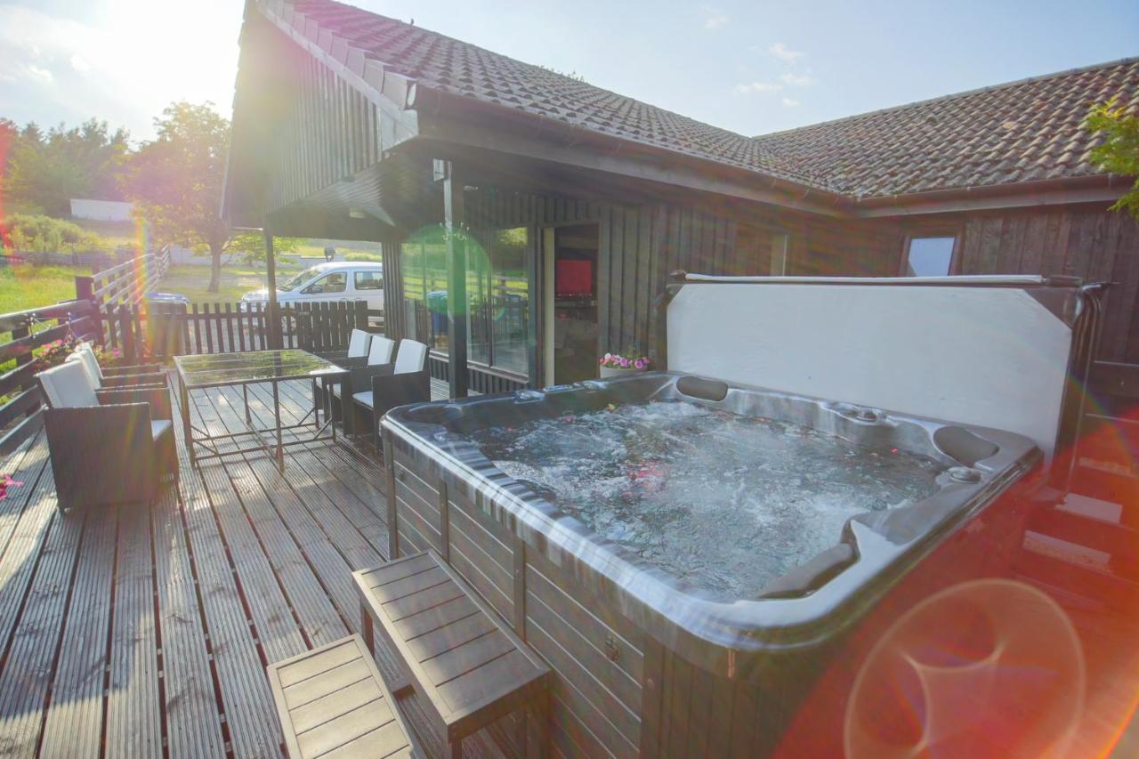 Chalet Glenview Park *